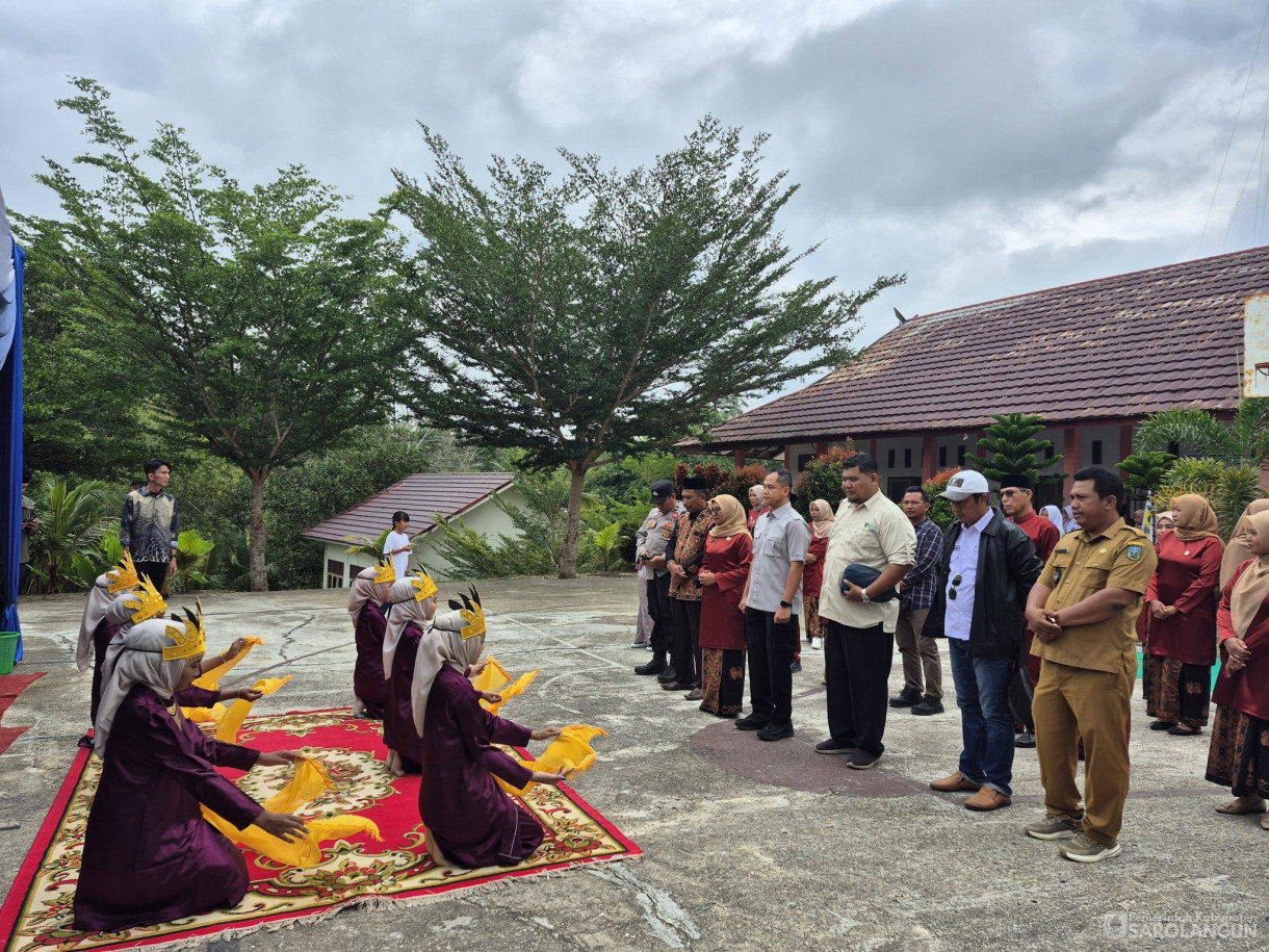 6 Mei 2026 Wakil Bupati Sarolangun Menghadiri acara perpisahan kelas XII SMAN 11 Sarolangun di Desa Butang Baru Kec. Mandiangin Timur