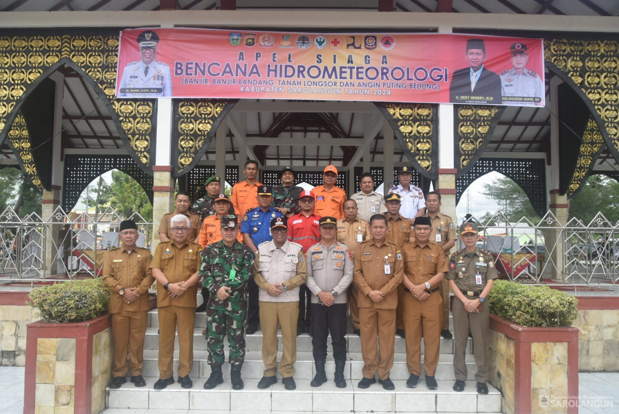 24 Desember 2024 - Apel Gabungan Dan Gelar Pasukan Siaga Bencana Hidrometeorologi di Kabupaten Sarolangun Tahun 2024, Bertempat di Lapangan Gunung Kembang Sarolan