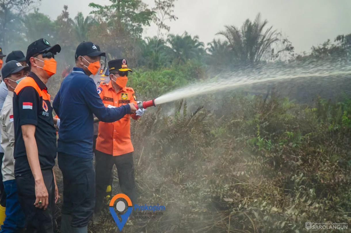 25 Agustus 2026 Peninjauan secara langsung Kebakaran Hutan dan Lahan di Desa Lubuk Kepayang Kecamatan Air Hitam