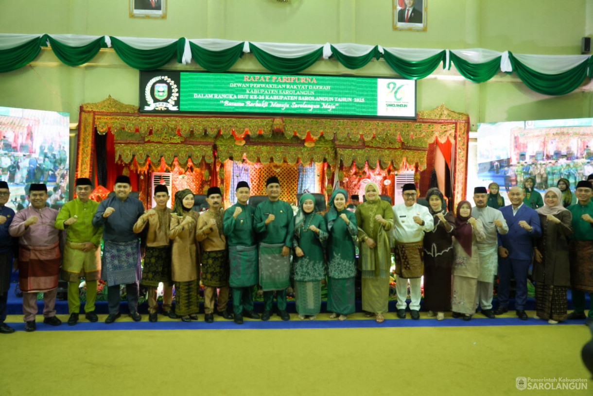 12 Oktober 2025 Rapat Paripurna HUT Kabupaten Sarolangun ke 26 Tahun 2025
