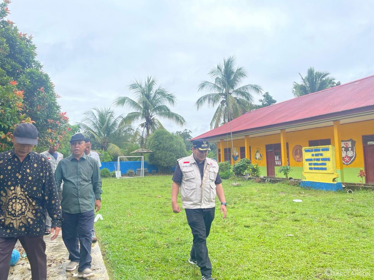 30 Desember 2023 - Meninjau Lokasi Terdampak Banjir Di Desa Baru, Desa Bernai Kecamatan Sarolangun, Dan Desa Teluk Kecimbung Kecamatan Bathin VIII