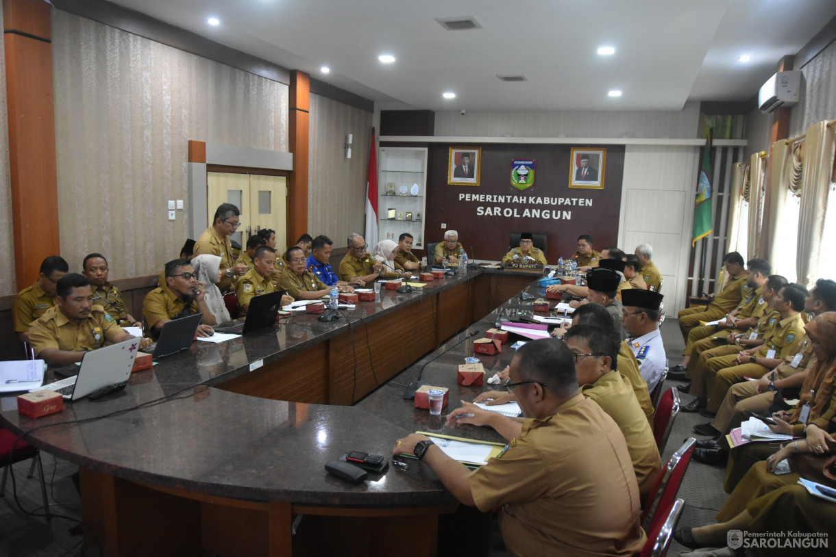 22 April 2024 - Rapat Realisasi Anggaran Di Ruang Pola Utama Kantor Bupati Sarolangun