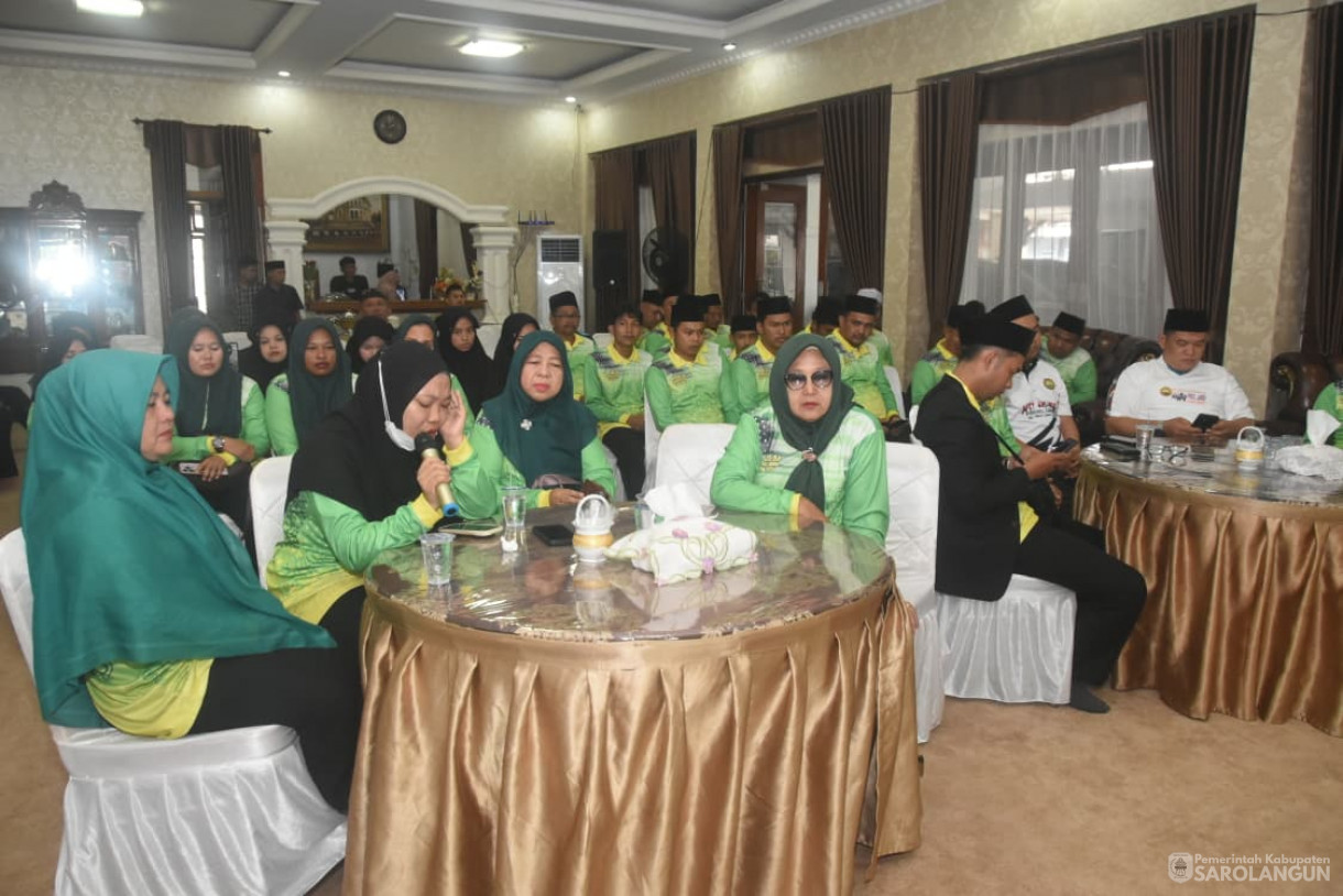 22 November 2025&nbsp; Penyambutan Kafilah MTQ tingkat Provinsi Jambi asal Kabupaten Sarolangun di Rumah Dinas Bupati Sarolangun