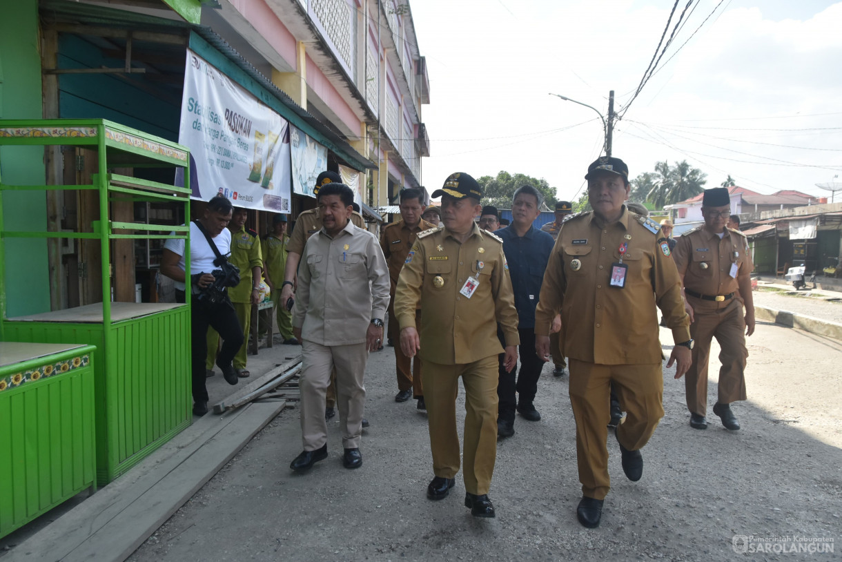 23 Juli 2024 -&nbsp;Peresmian Kedai Pangan Dan Launching Kemasan Beras Balumbo Biduk Sarolangun Kabupaten Sarolangun, Bertempat di Pasar Singkut