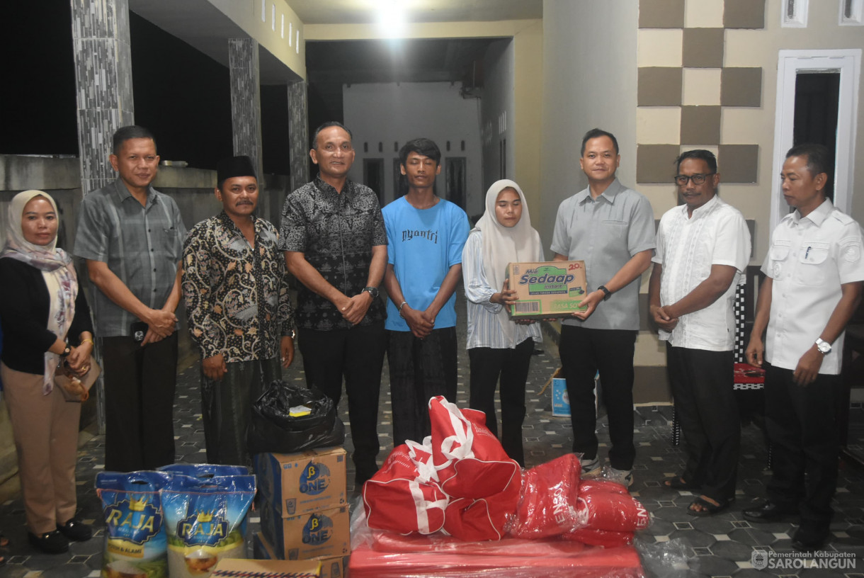 9 Juli 2025 -&nbsp;Meninjau dan Penyerahan Bantuan Rumah Warga Korban Kebakaran di Desa Monti Kecamatan Limun