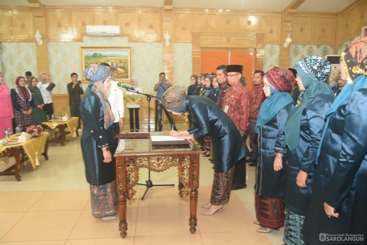 13 Agustus 2025 -&nbsp;Pelantikan Pengurus Dekranasda Kabupaten Sarolangun dan Tim Pembina Posyandu Kabupaten Sarolangun