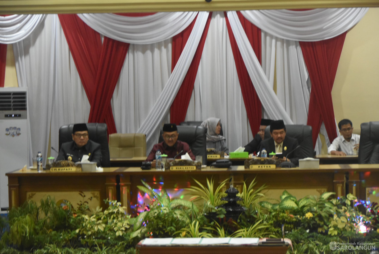 16 Agustus 2024 -&nbsp;Rapat Paripurna Tingkat I Tahap 3, Bertempat di Gedung DPRD Kabupaten Sarolangun