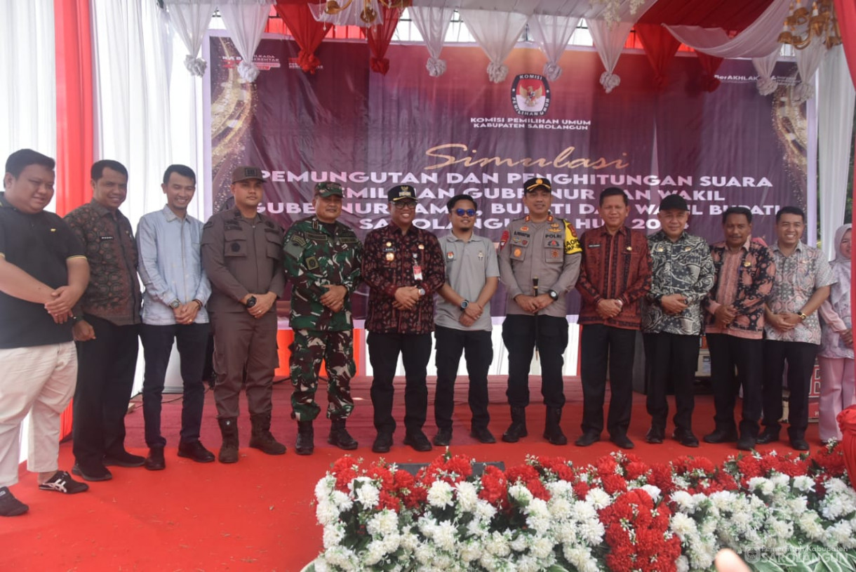14 November 2024 - Simulasi Pemungutan Dan Penghitungan Suara Pemilihan Gubernur Dan Wakil Gubernur Jambi, Bupati Dan Wakil Bupati Sarolangun, Bertempat di Kelurahan Sarolangun Kembang