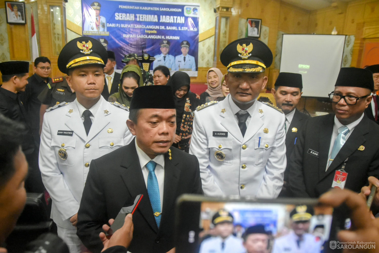4 Maret 2025 - Serah Terima Jabatan Bupati Sarolangun, Bertempat di Ruang Aula Utama Kantor Bupati Sarolangun&nbsp;