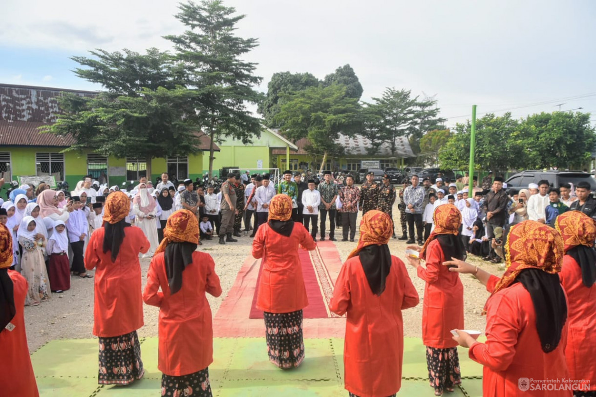 19 Juni 2025 - Tasyakuran dan Haflah Akhirussanah Yayasan Pondok Pesantren Rahmatul Ummah Sarolangun&nbsp;