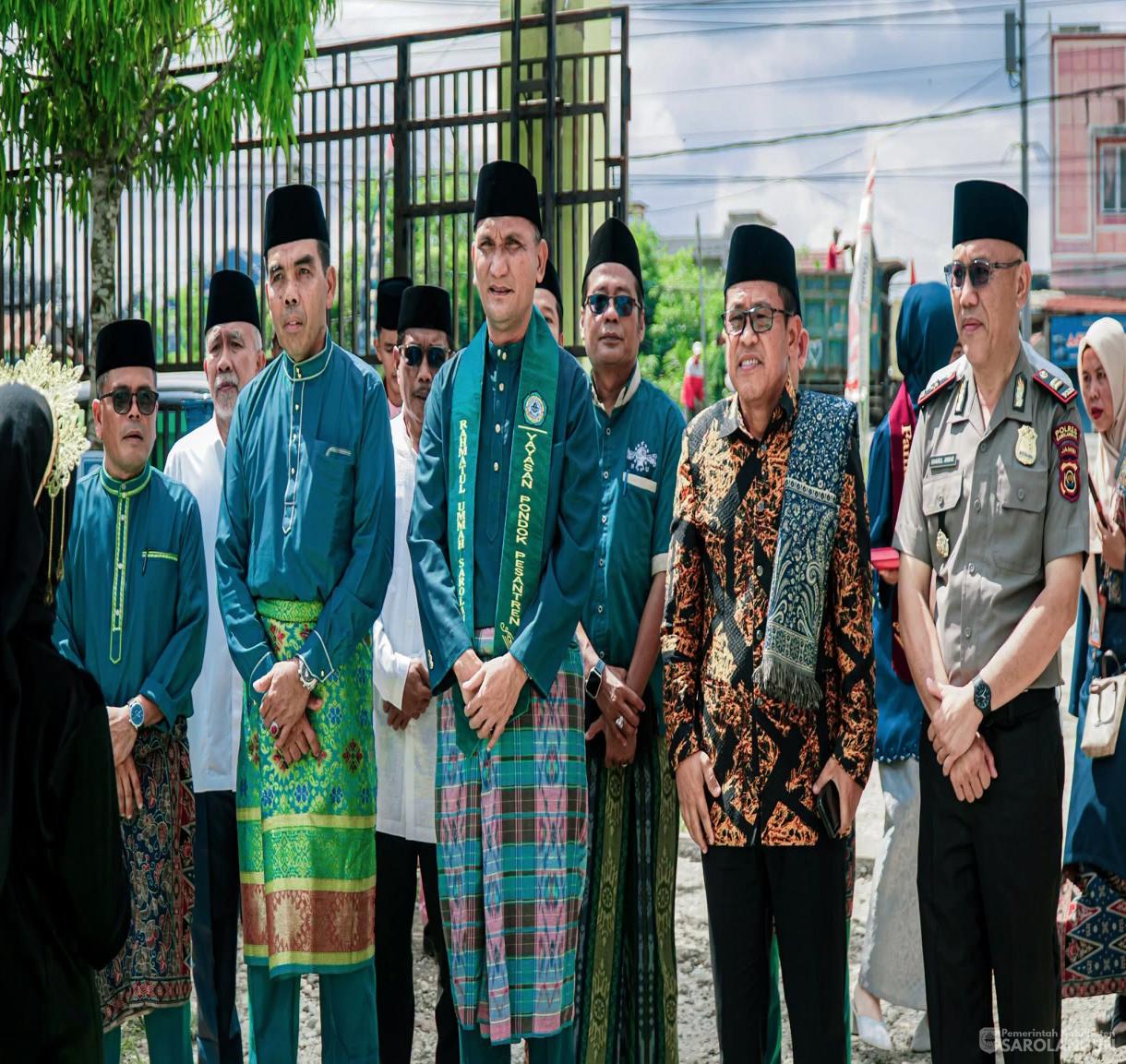 20 Juni 2026 Bupati Sarolangun menghadiri Haflah Akhirussanah, Tasyakuran dan 1 Muharram 1448 H Yayasan Pondok Pesantren Rahmatul Ummah Sarolangun Bersama H Inayatullah, M.Pd.I