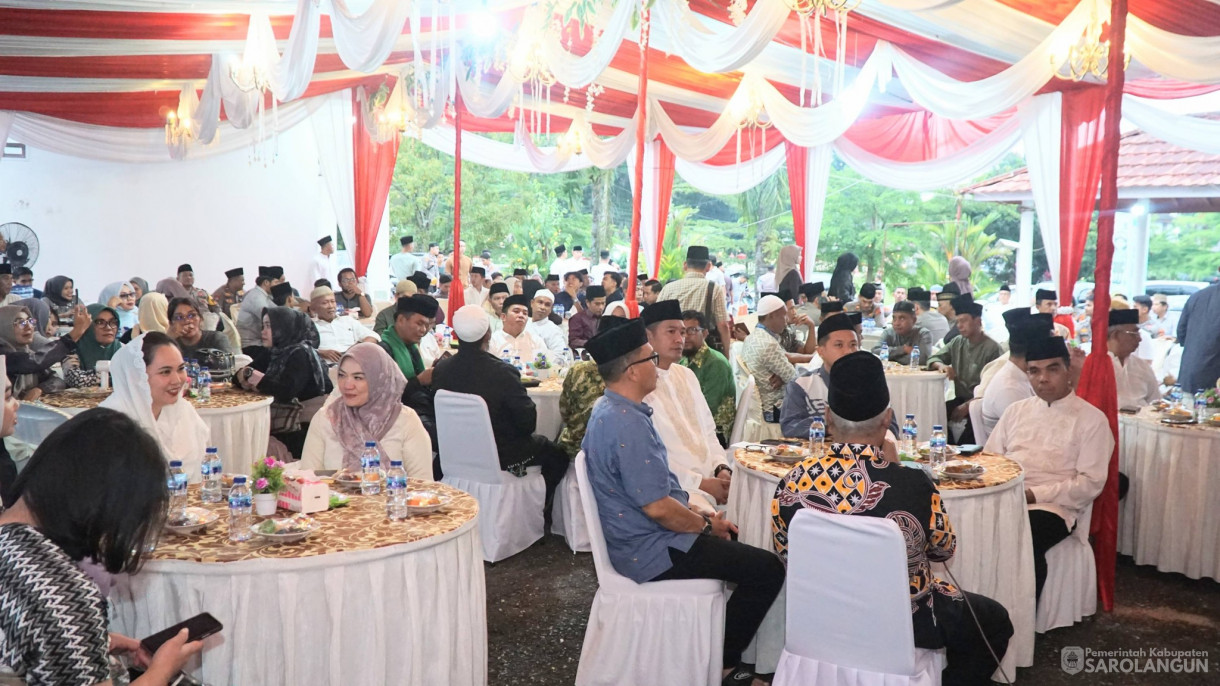 5 Maret 2026&nbsp;&nbsp;Buka Bersama Kapolres Sarolangun, Forkopimda, Tokoh Agama, DKP, Serikat Pekerja Buruh, Organisasi Mahasiswa dan Insan Pers di Rumah Dinas Kapolres Sarolangun