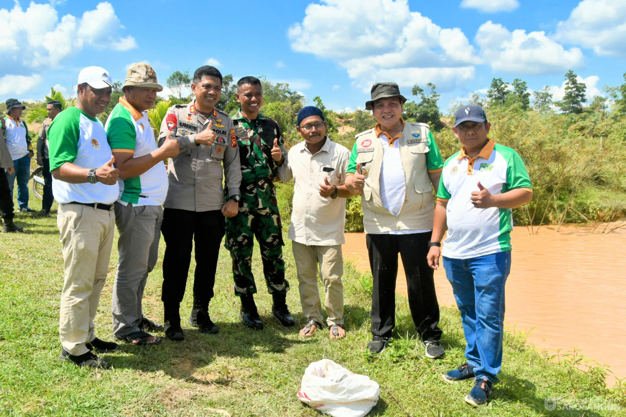 12 Juni 2024 - Meninjau Kolam Ikan Di Desa Monti Kecamatan Limun