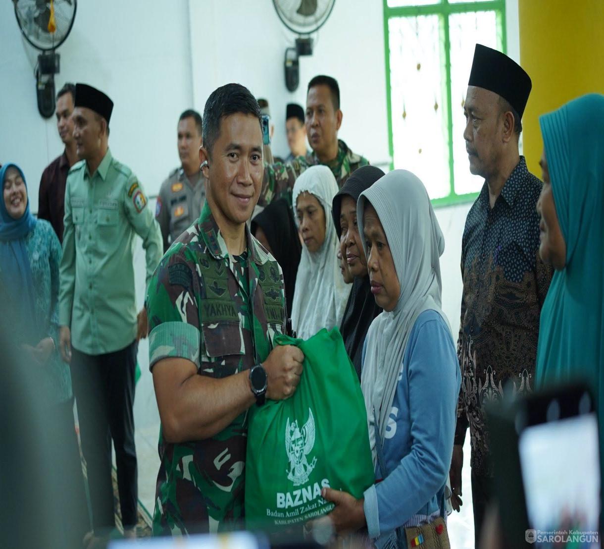 23 Juli 2026 Memberikan Paket Sembako untuk&nbsp; 100 Mustahik , dalam rangka karya bakti TNI AD Untuk rakyat Skala besar tahun 2026