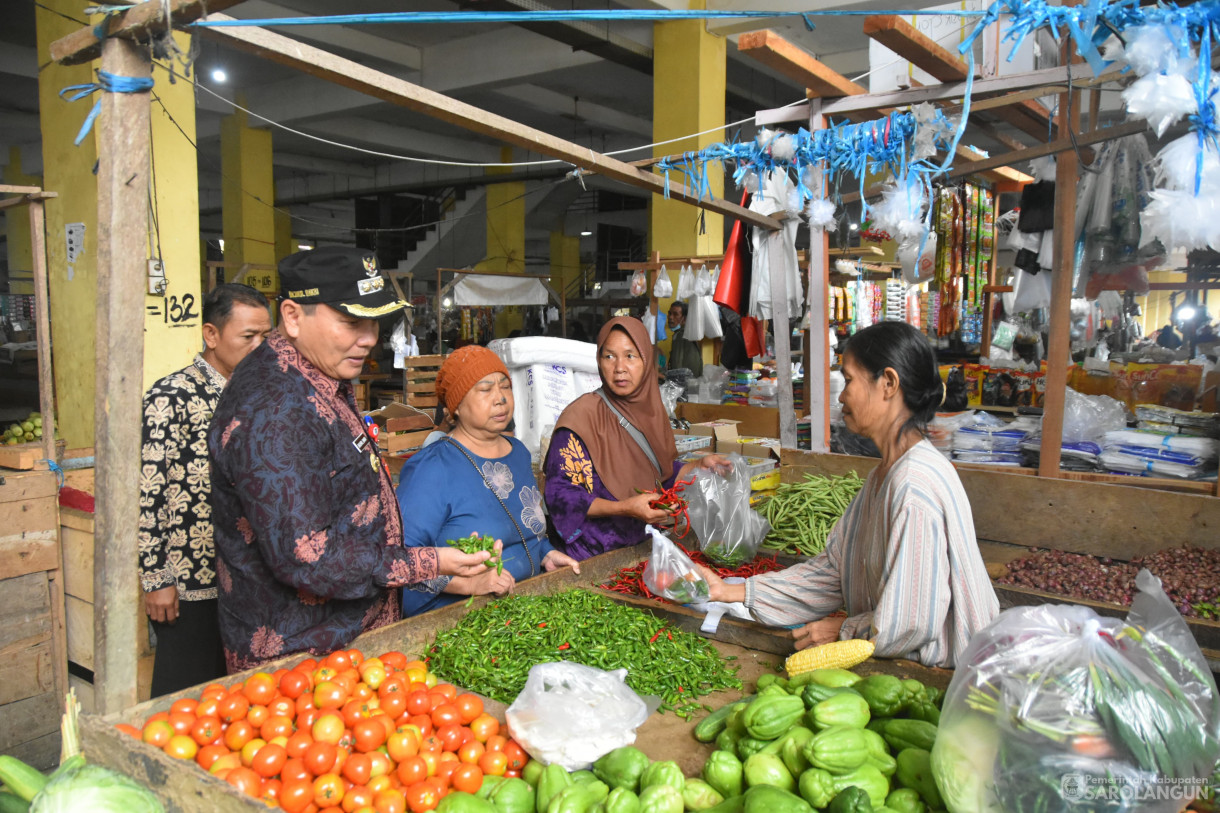 1 Februari 2024 - Sidak Pasar Dalam Rangka Penanganan Inflasi Di Pasar Singkut