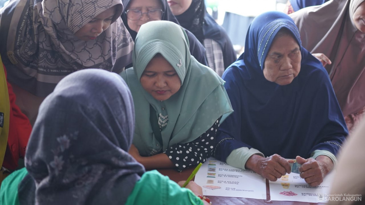 20 Agustus 2025&nbsp; Gerakan Pangan Murah Dalam Rangka Pengendalian Inflasi dan Stabilisasi Pasokan Harga Pangan 2025 Bertempat di Ruko Abadi Sarolangun