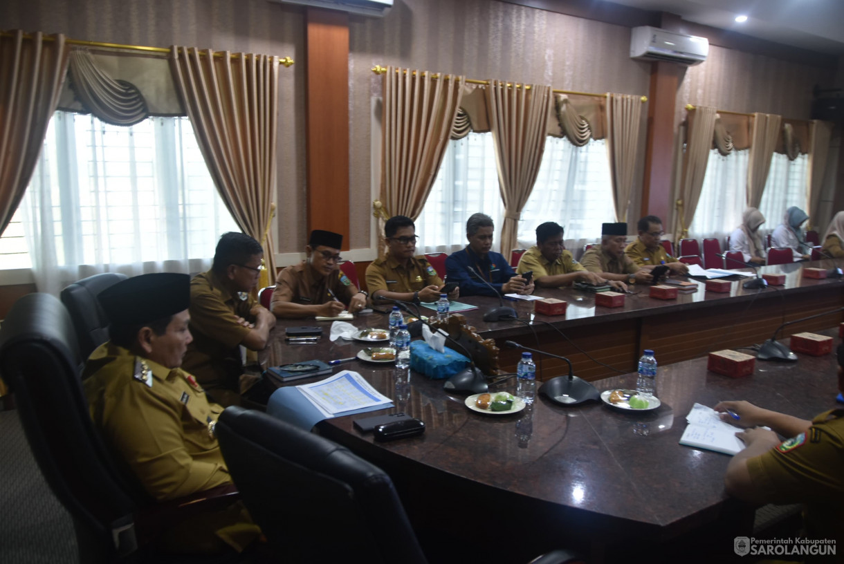 19 Agustus 2024 - Rapat TPID Via Zoom Meeting, Bertempat di Ruang Pola Utama Kantor Bupati Sarolangun