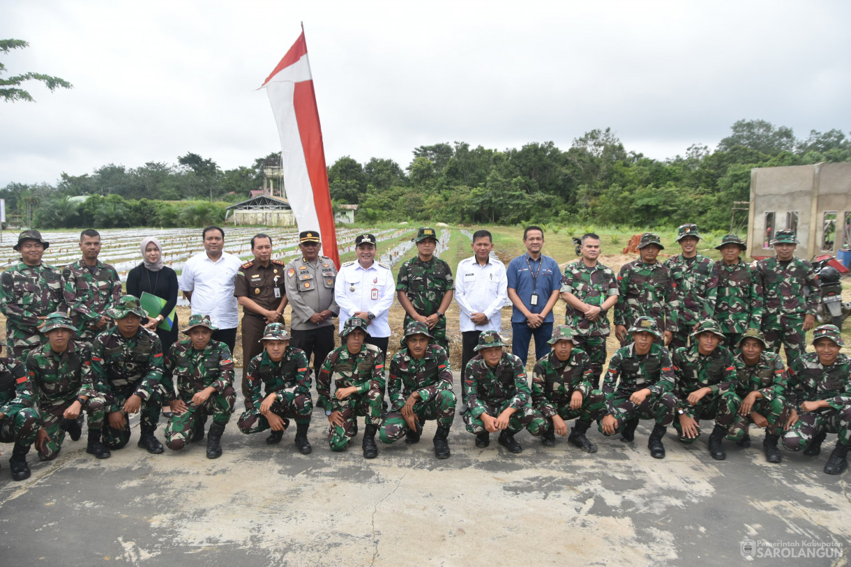 6 Maret 2024 – Tanam Cabe Bersama Forkopimda Di Lahan Kompi Senapan A Yonif 142 KJ