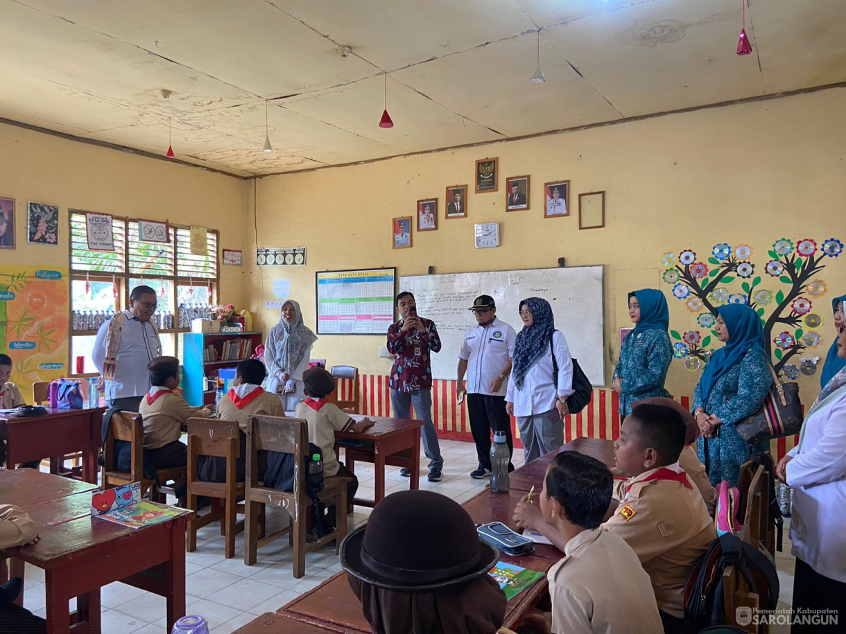 Rabu,06 September 2023 - Ibu Penjabat Bupati Sarolangun Melaksanakan Peninjauan Lokus KKS bersama Tim Pusat Beserta Pembina dan Forum KKS di Kabupaten Sarolangun