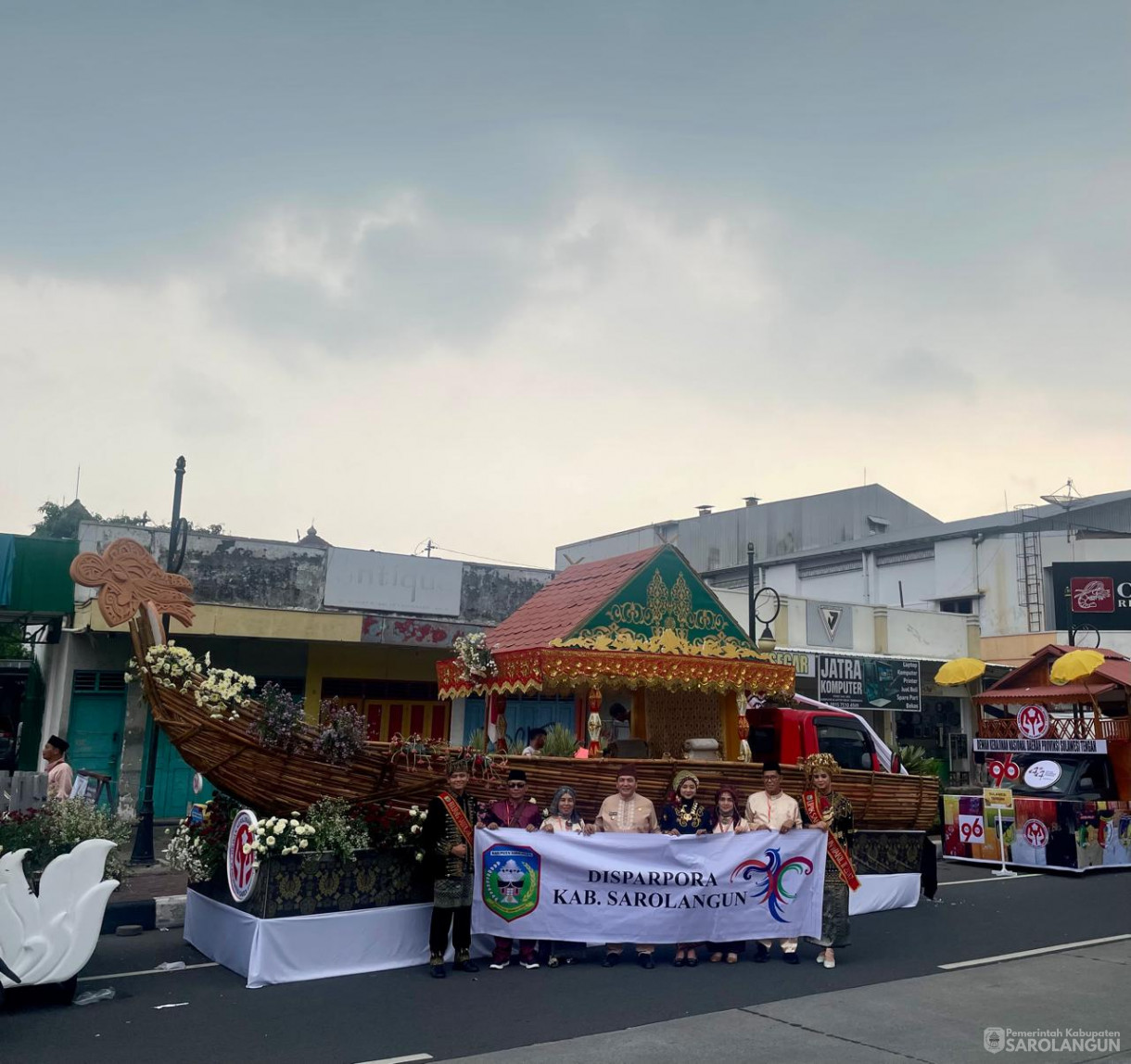 15 Mei 2024 -&nbsp;Acara Lomba Parade Mobil Hias Kriya dan Budaya DEKRANAS 2024 HUT DEKRANAS Ke 44 di Solo