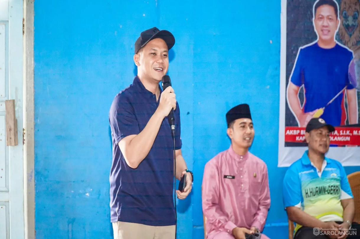 15 Juni 2026 Wakil Bupati Sarolangun Membuka Kegiatan Turnamen Bulu Tangkis Sarolangun Badminton Academy di Hall Pemda Sarolangun