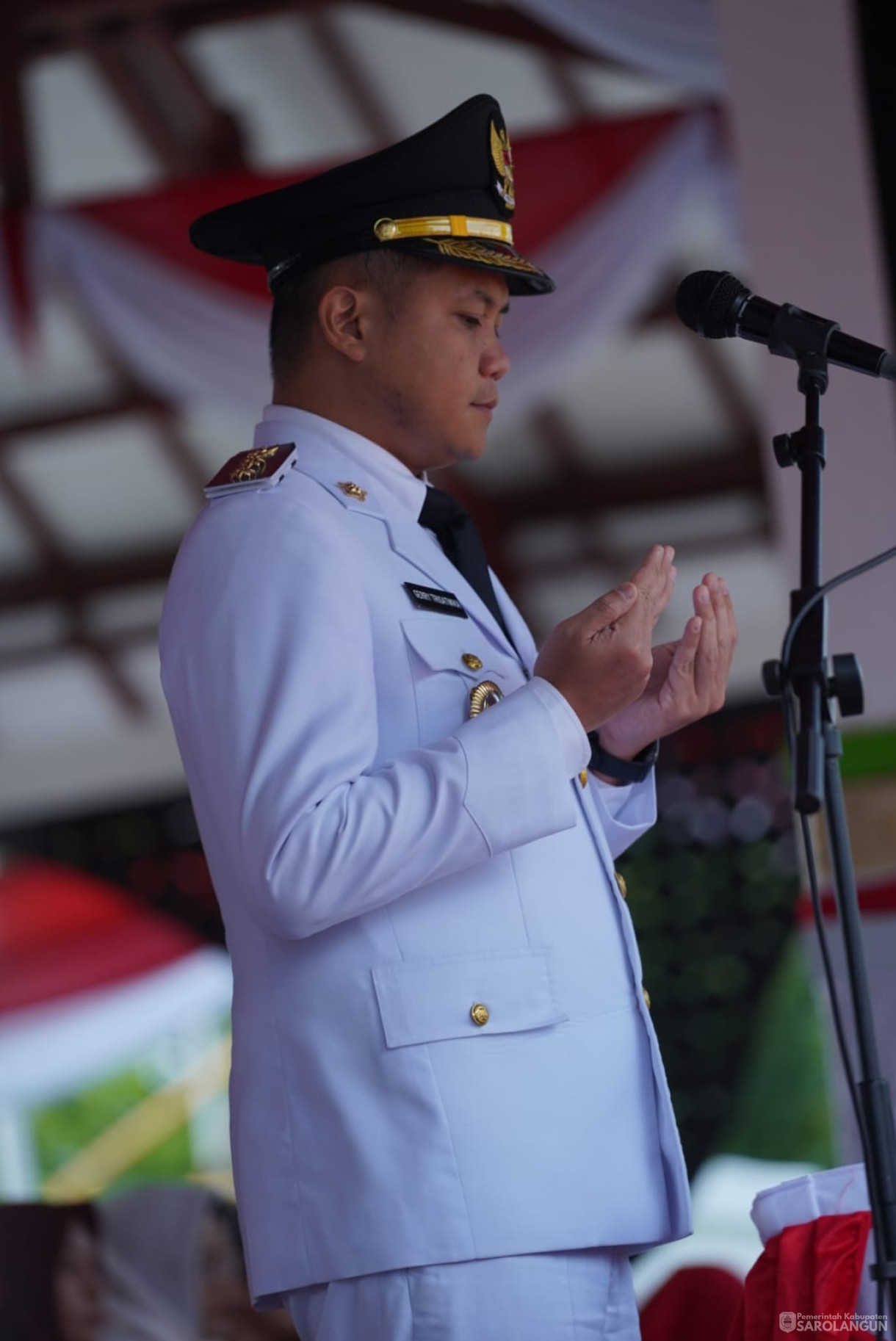 17 Agustus 2025&nbsp; Upacara Penurunan Bendera Merah Putih Bertempat di lapangan Gunung Kembang