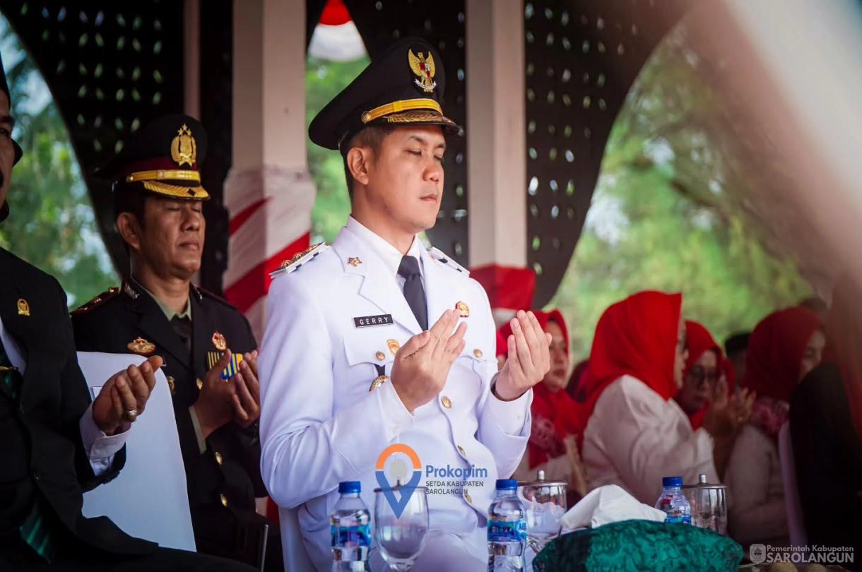 17 Agustus 2026 Upacara Pengibaran Bendera Merah Putih dalam rangka memperingati HUT RI Ke 81 di Lapangan Gunung Kembang Sarolangun