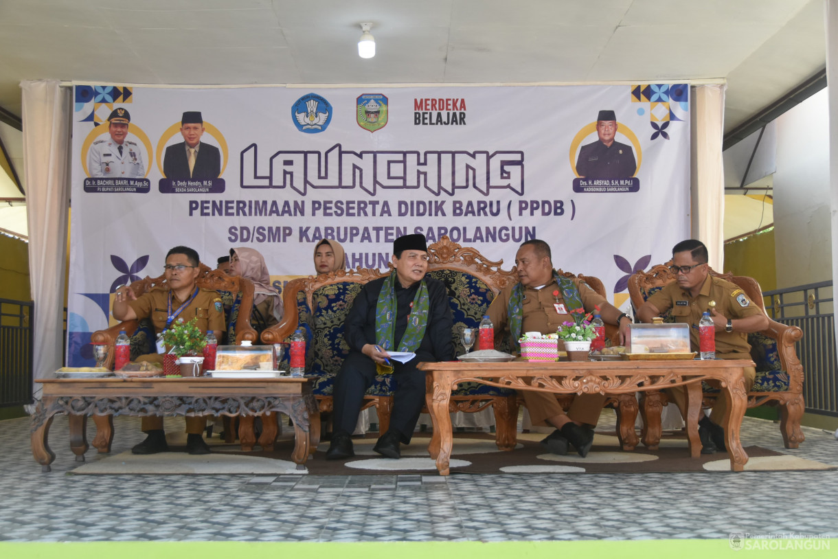 24 Juni 2024 - Launching PPDB, Penerimaan Peserta Didik Baru Kabupaten Sarolangun, Bertempat di SMPN 3 Sarolangun Kecamatan Singkut