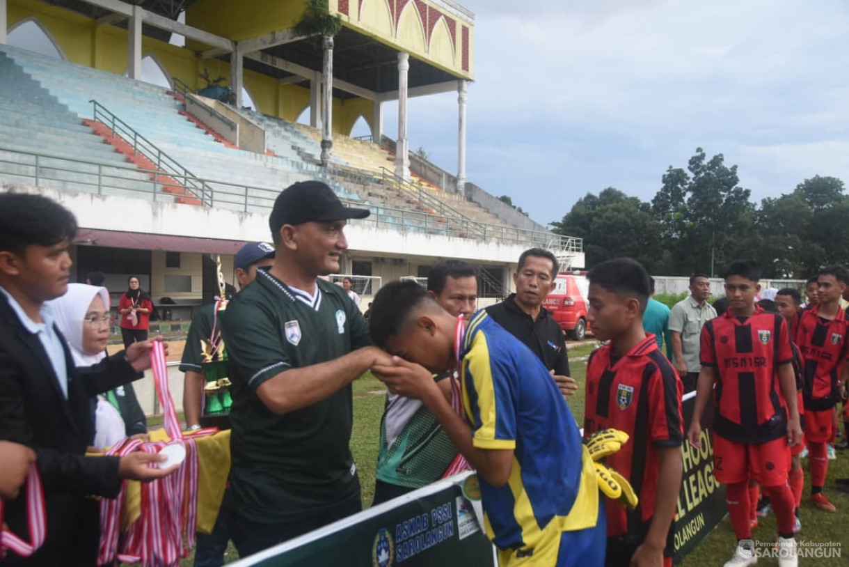4 Desember 2025 Penutupan Liga Pelajar di GOR Sport Center Sarolangun