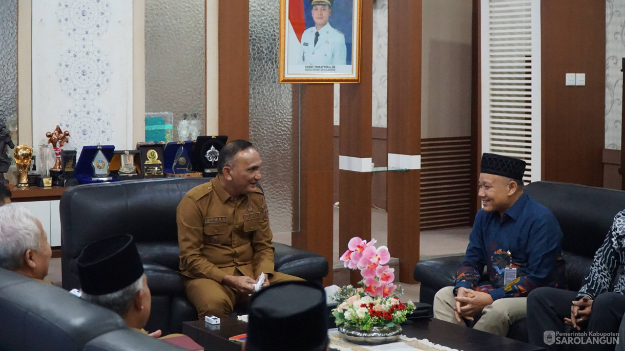 23 Februari 2026&nbsp;Silaturahmi Ketua BPK RI Perwakilan Provinsi Jambi dengan Bupati Sarolangun di Ruang Kerja Bupati Sarolangun