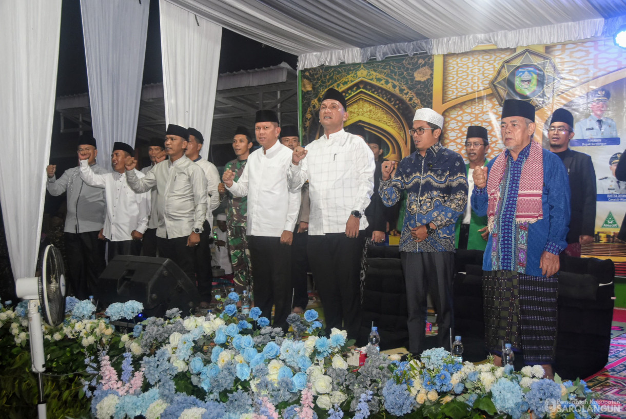 21 Juli 2025 -&nbsp;Pengajian Akbar Dalam Rangka HUT Desa Mentawak Baru ke 39 dan Santunan Anak Yatim