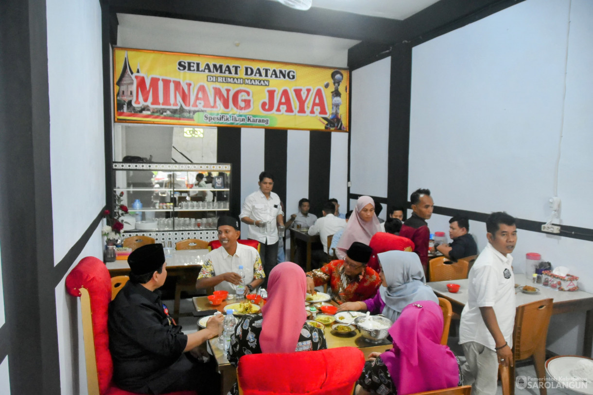 24 Juni 2024 - Pembukaan Rumah Makan Minang Jaya, Bertempat di Simpang Kantor Bupati Dusun Sri Pelayang