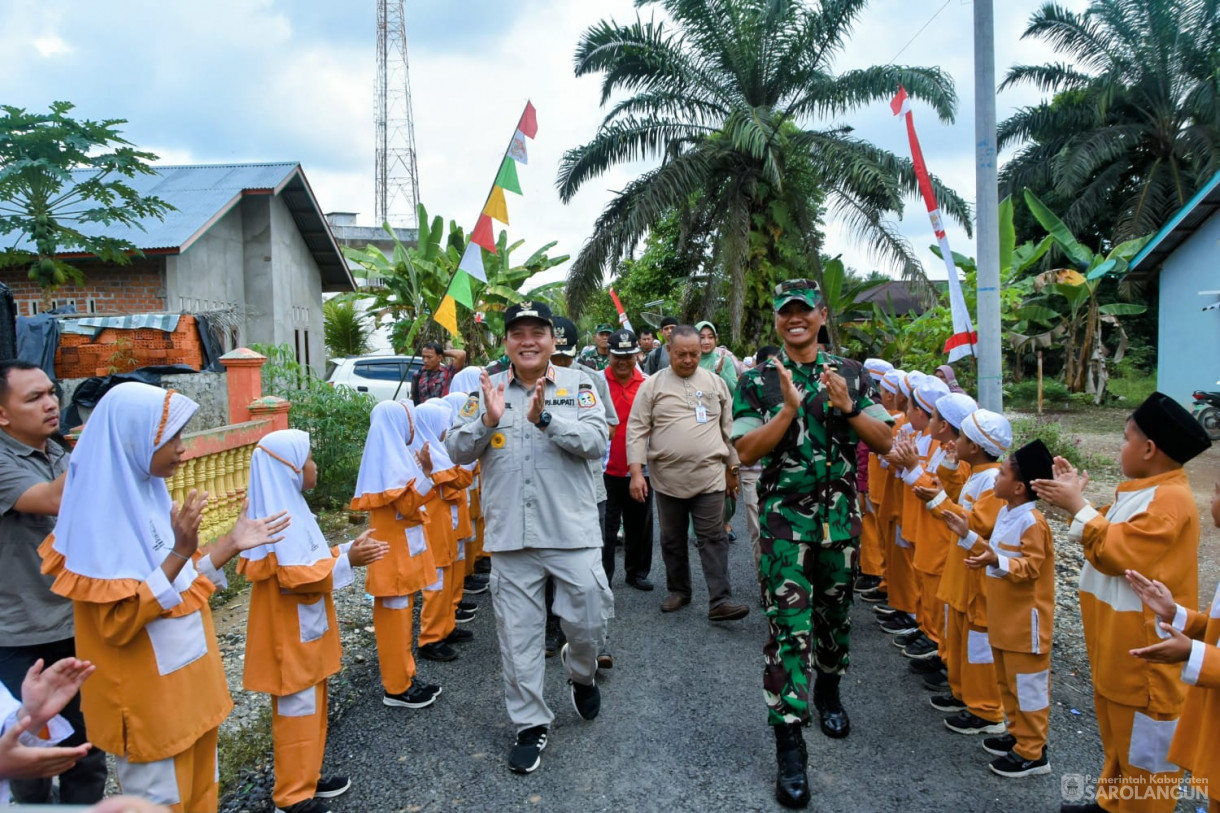 1 Desember 2023 - PROGRAM UNGGULAN PANGDAM ILSRIWIJAYA KODAM II/SRIWIJAYA "DAPUR MASUK SEKOLAH KODIM 0420/SARKO, di SD Negeri 87/VII Limbur Tembesi II Kec. Bathin VIII Kab. Sarolangun Provinsi Jambi