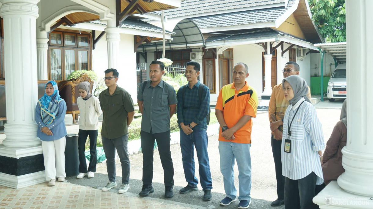 13 Maret 2026&nbsp;Penyerahan Sembako kepada PHL Dinas Lingkungan Hidup