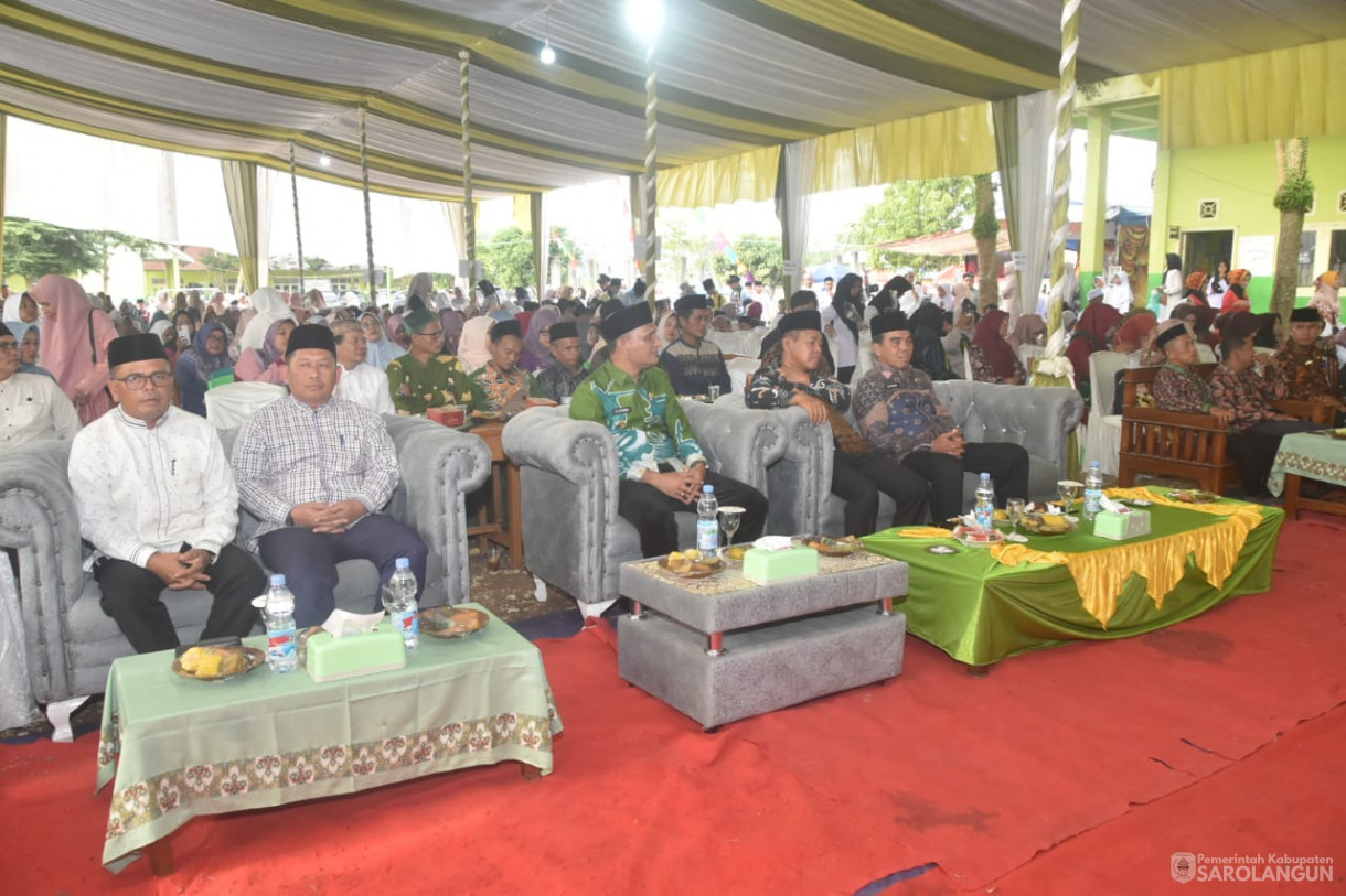 19 Juni 2025 - Tasyakuran dan Haflah Akhirussanah Yayasan Pondok Pesantren Rahmatul Ummah Sarolangun&nbsp;