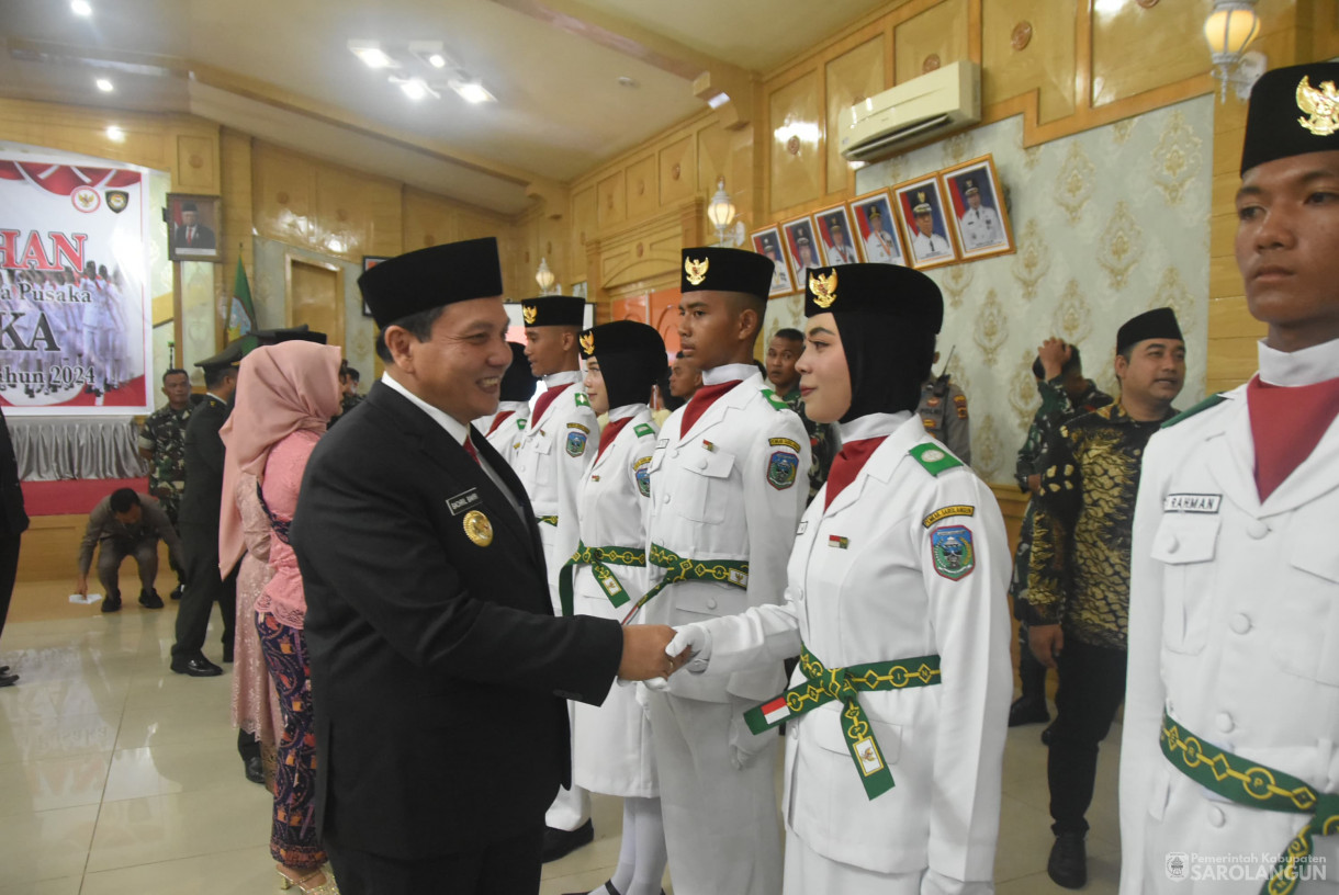 15 Agustus 2024 -&nbsp;Pengukuhan Pasukan Pengibar Bendera Pusaka, Bertempat di Aula Utama Kantor Bupati Sarolangun