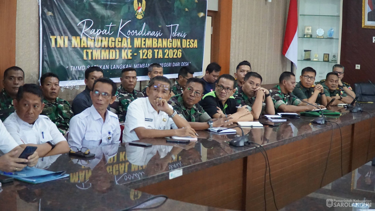 15 April 2026 Rapat Koordinasi Penyiapan TNI Manunggal Membangun Desa ke 128 TA 2026 di Ruang Pola Utama Kantor Bupati Sarolangun dihadiri Sekretaris Daerah Kabupaten Sarolangun