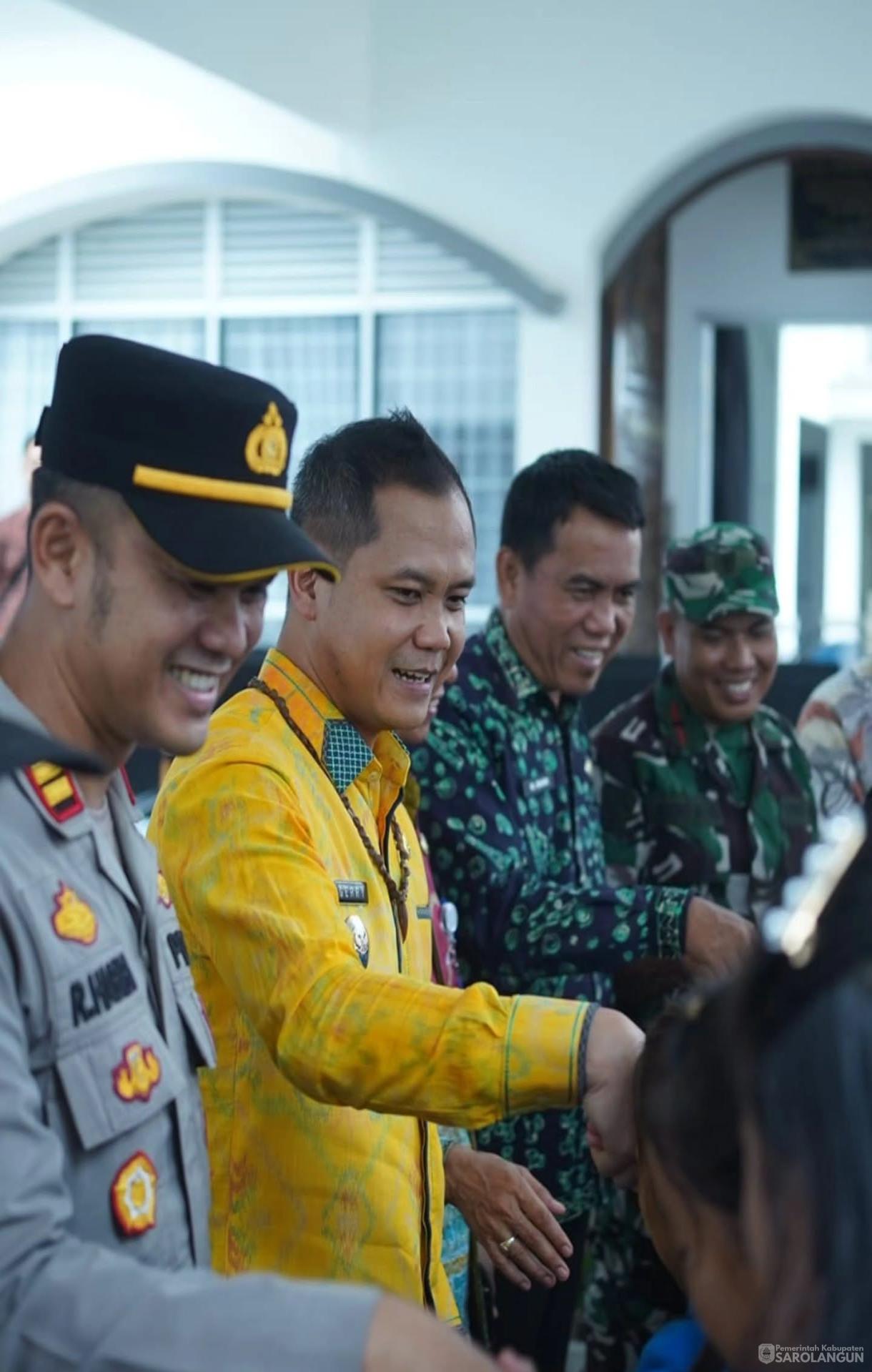 18 Juni 2026 Wakil Bupati Sarolangun membuka acara Pentas Seni Budaya Suku Anak Dalam di desa Siliwangi Patok 10 Kecamatan Singkut
