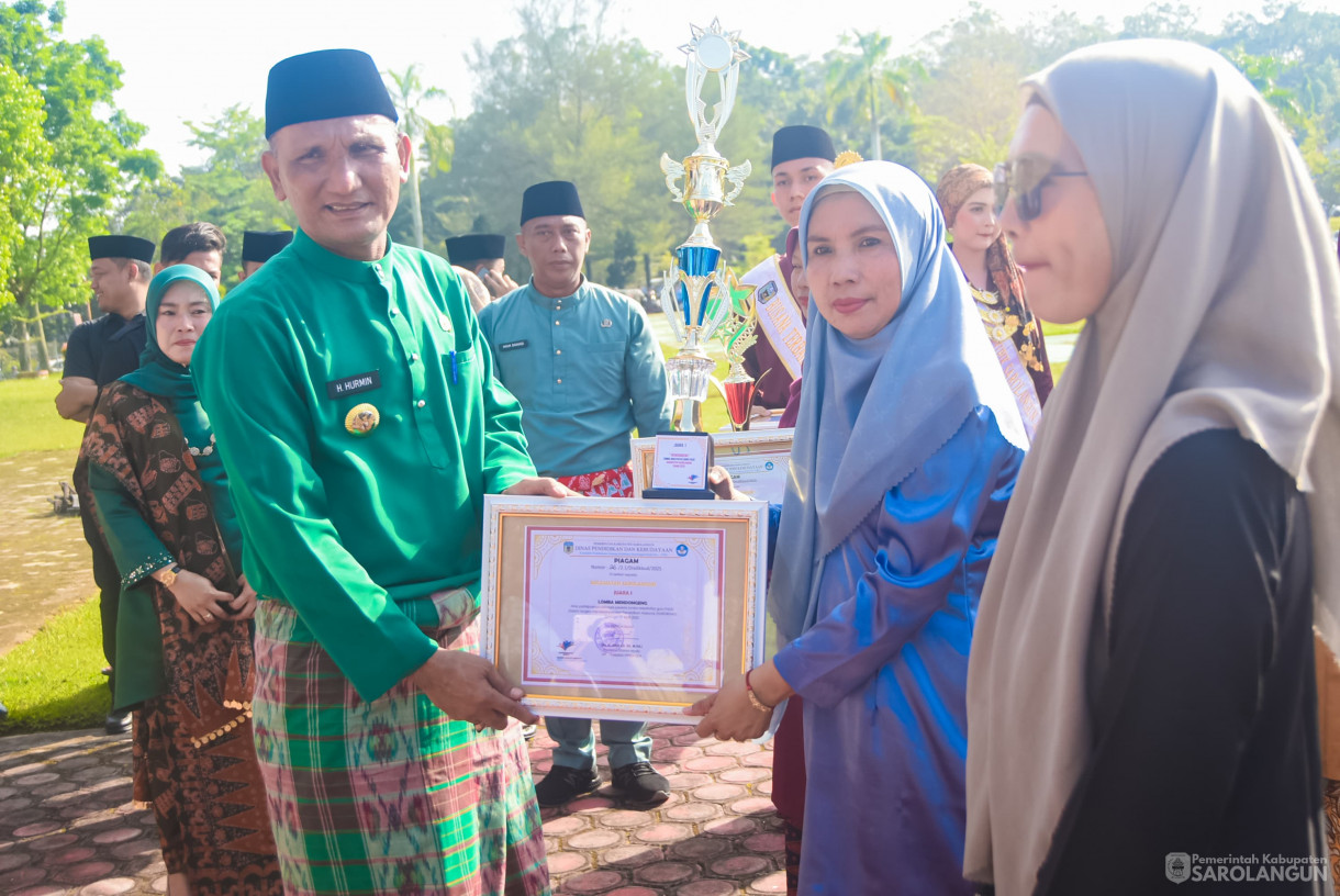 5 Mei 2025 -&nbsp;Upacara Peringatan Hari Pendidikan Nasional Tahun 2025