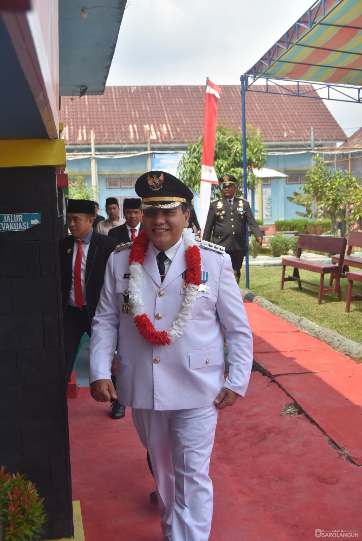 17 Agustus 2024 -&nbsp;Penyerahan Remisi Umum Bagi Narapidana dan Pengurangan Masa Pidana Umum, Bertempat di Lapan Kelas IIB Sarolangun