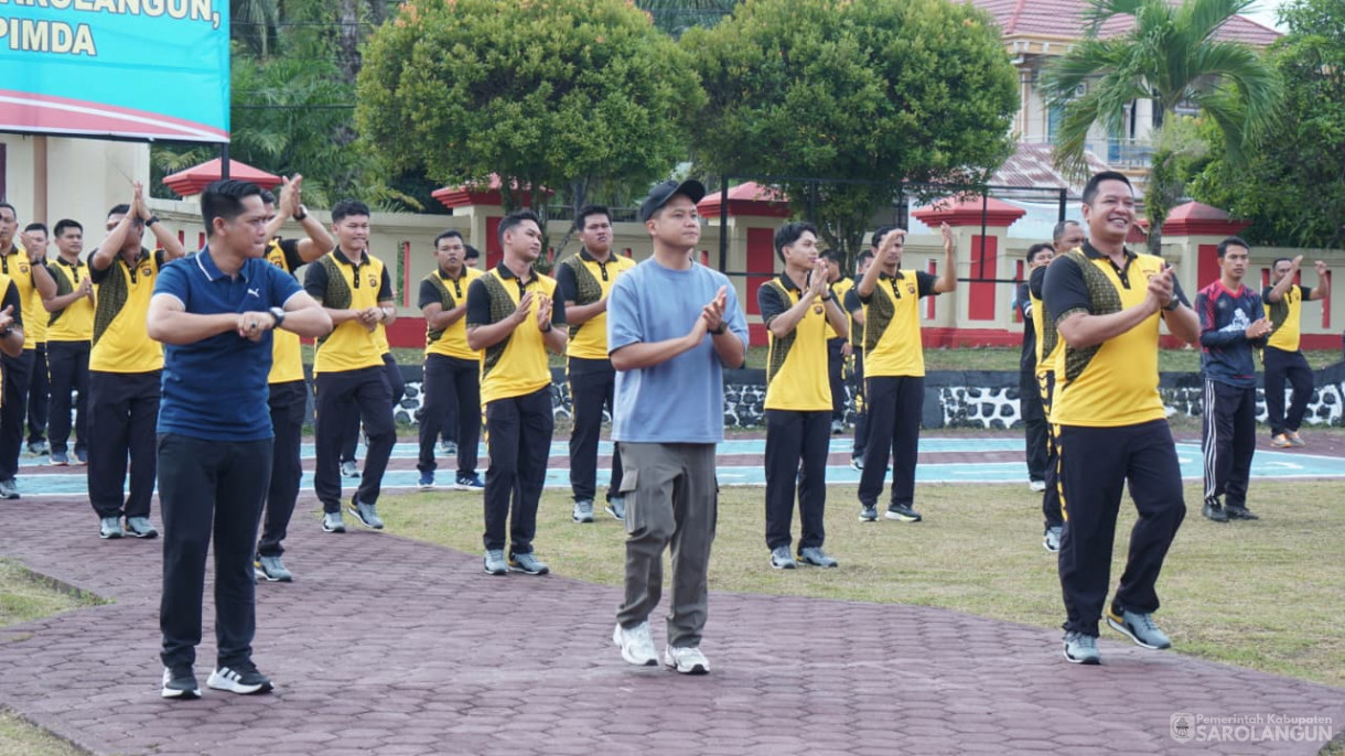 12 Desember 2025&nbsp; Olahraga Bersama Polres, TNI, Lapas, dan Forkopimda