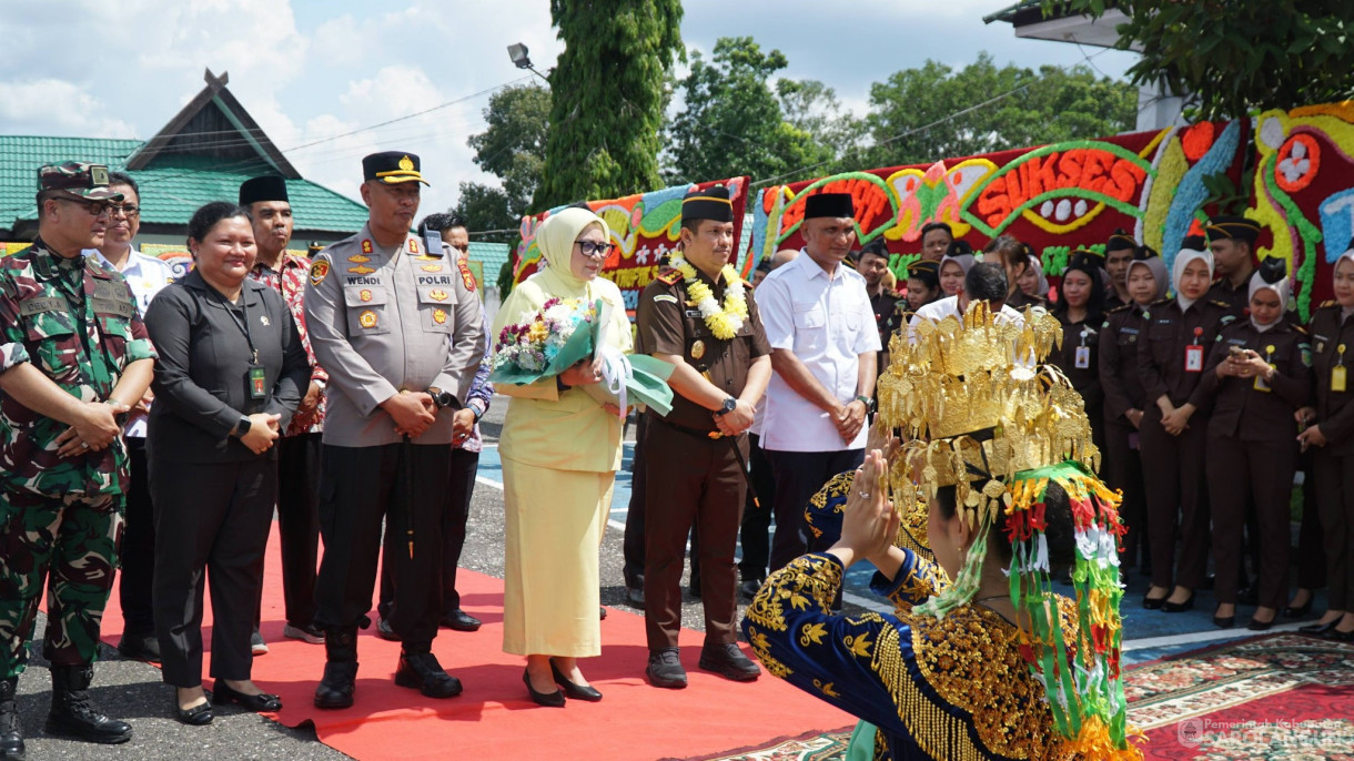 6 Mei 2026 Penyambutan Kepala Kejaksaan Negeri Sarolangun Bapak Taufik, S.H., M.H di Kantor Kejaksaan Negeri Sarolangun
