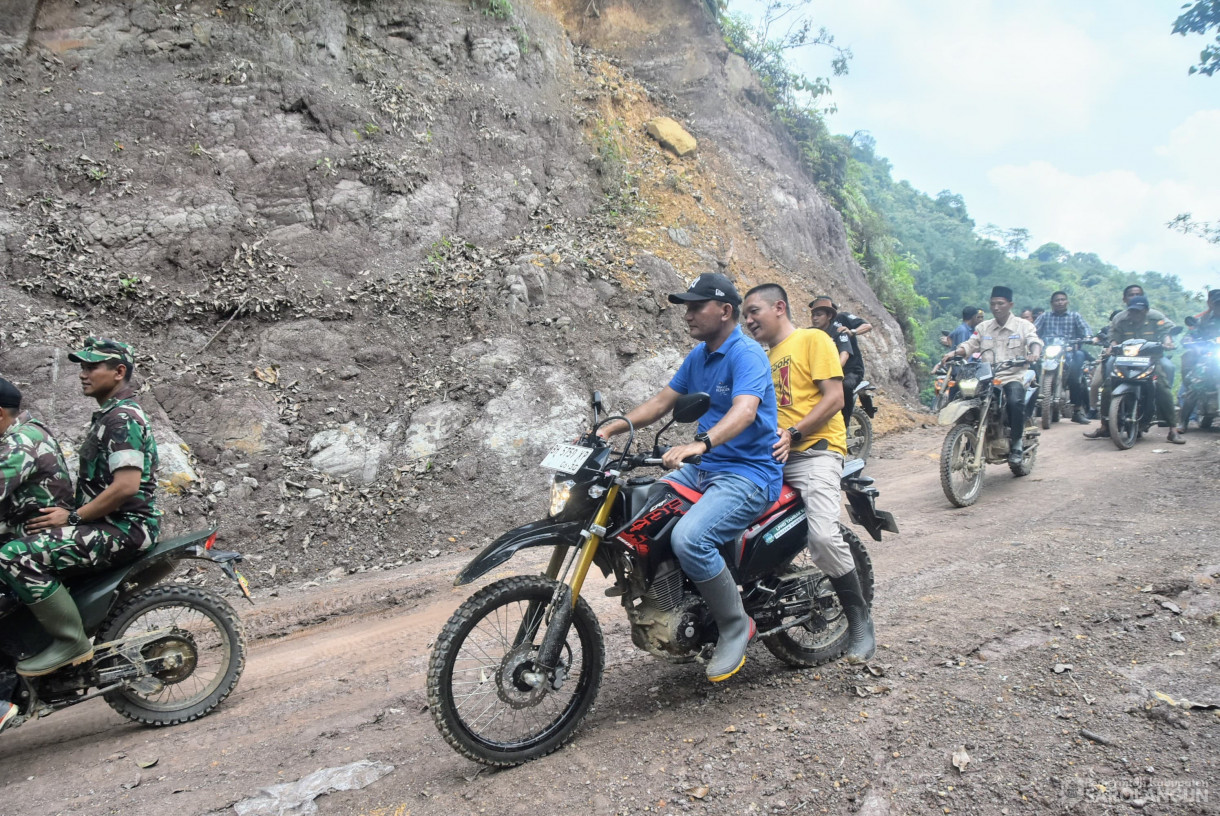 9 Agustus 2025 -&nbsp;Pengecekan dan Peninjauan Jalan Karya Bakti TMMD Mulai Dari Desa Bathin Pengambang, Desa Tangkui, Desa Sekaladi Kecamatan Batang Asai
