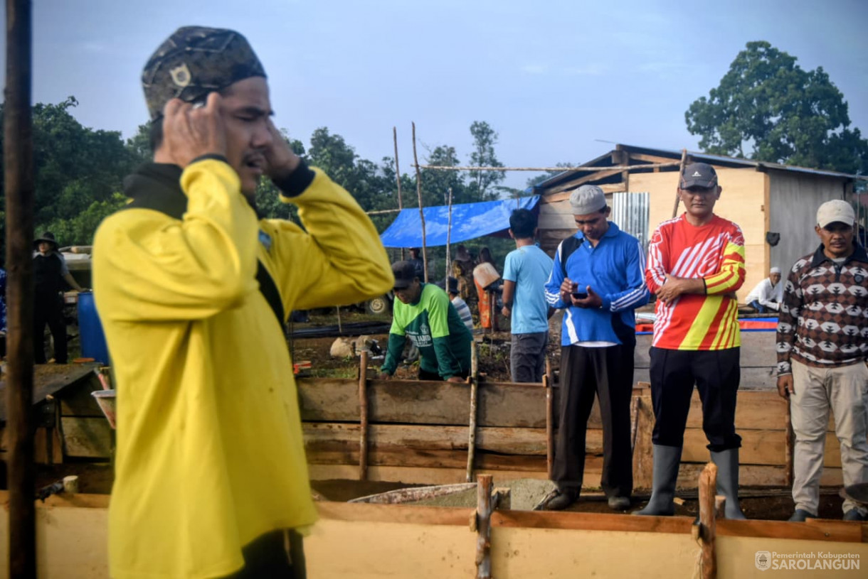 7 September 2025&nbsp; Peletakan Batu Pertama Pembangunan Masjid Abdul Jalil dan Ponpes di Desa Panti