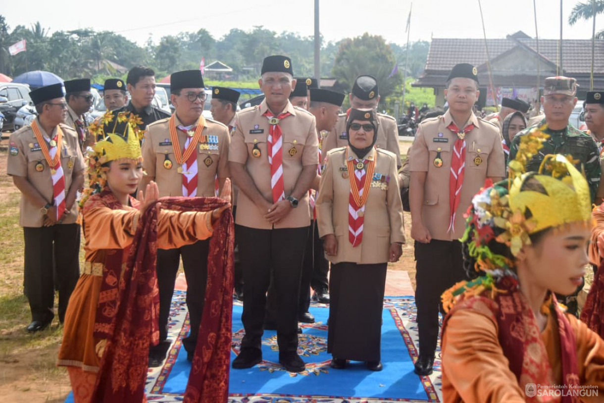 25 September 2025&nbsp; Apel Besar Hari Pramuka Ke 64 Tahun 2025 Tingkat Kwartir Cabang Sarolangun di Lapangan Belakang Kantor Camat Mandiangin