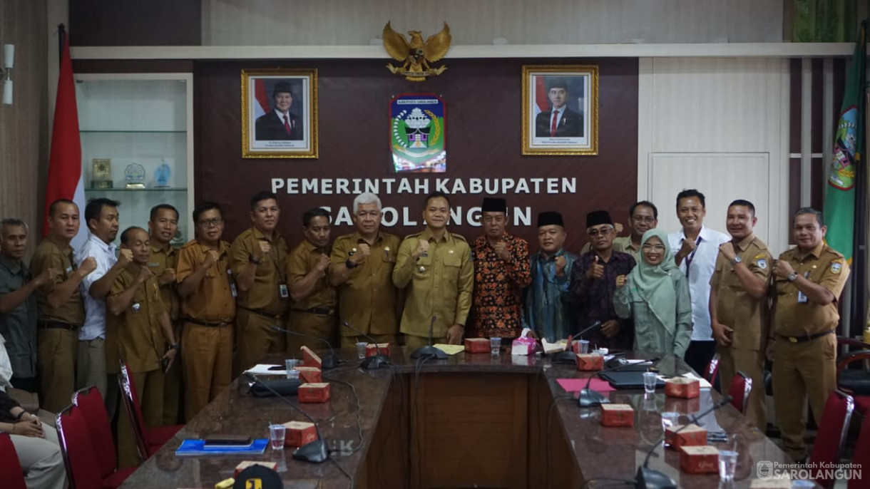 21 Oktober 2025&nbsp; Meeting verifikasi masyarakat hukum adat di wilayah kabupaten sarolangun bersama Dirjen Kehutanan
