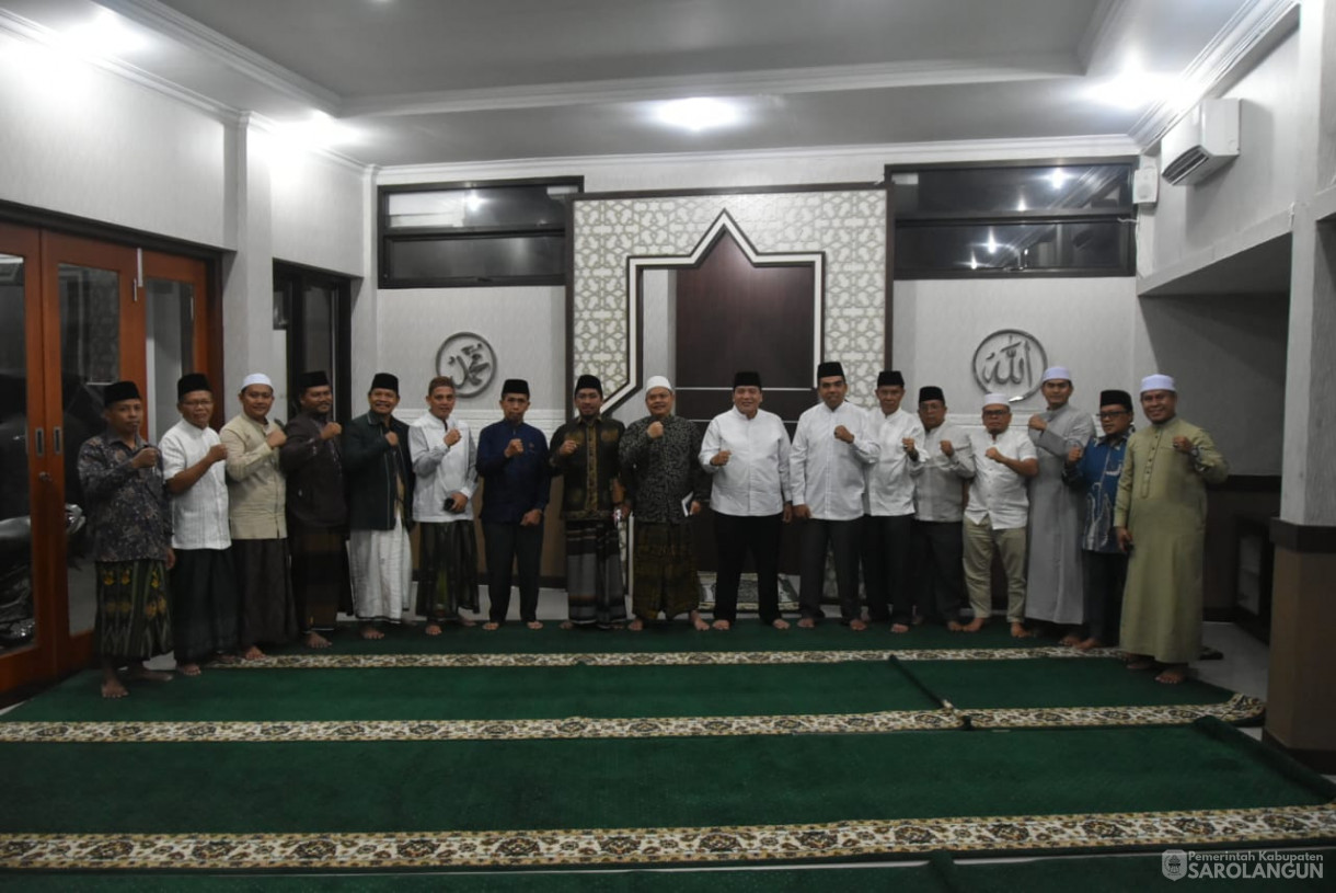 22 Oktober 2023 - Penjabat Bupati Sarolangun Berdialog Dengan Para Pimpinan Pondok Pesantren Sarolangun Di Rumah Dinas Bupati Sarolangun