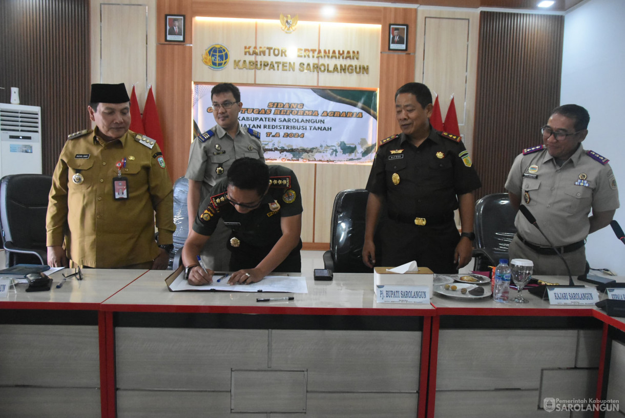 27 Agustus 20024 - Sidang Gugus Tugas Reforma Agraria Kabupaten Sarolangun Kegiatan Redistribusi Tanah T.A 2024 di Kantor BPN Sarolangun&nbsp;