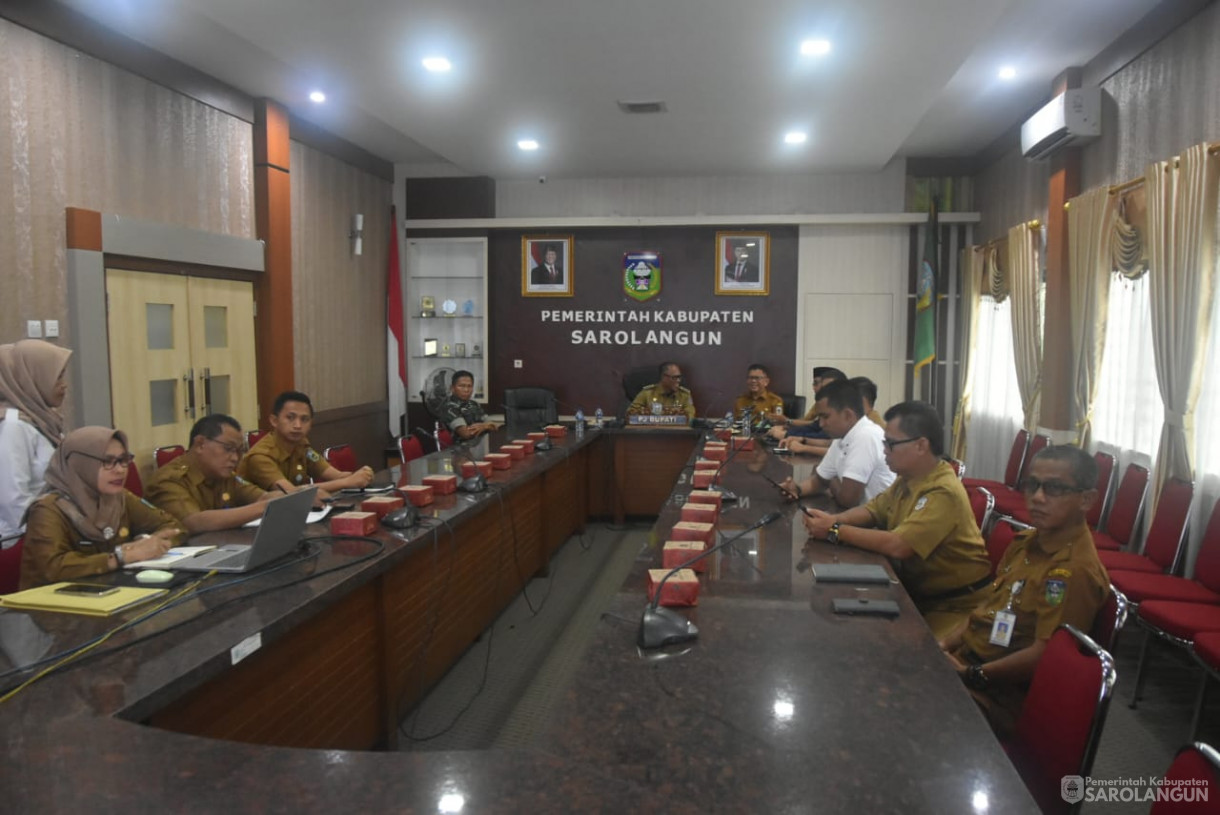 10 Februari 2025 - Rapat TPID Via Zoom Meeting Bertempat di Ruang Pola Utama Kantor Bupati Sarolangun 