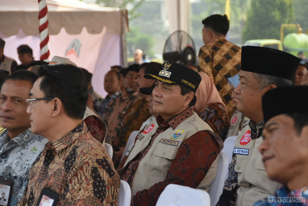 14 September 2023 - Penjabat Bupati Sarolangun Menghadiri Pembukaan Roadshow Bus KPK di Lapangan Kantor Gubernur Jambi